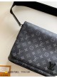 LV DISTRICT MESSEGER BAG PM